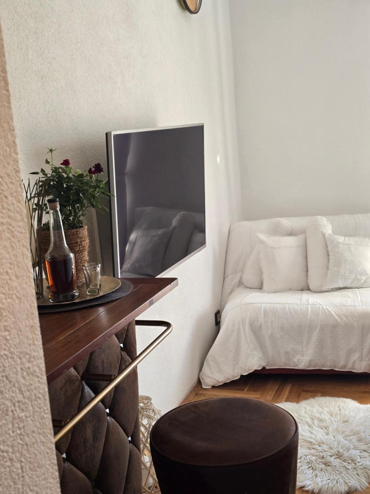 Apartments Iris Брела Екстериор снимка